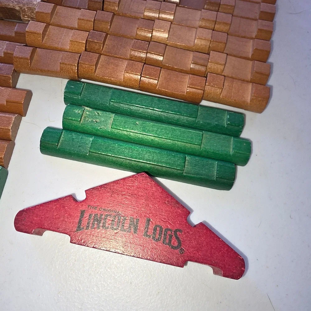 Lincoln Logs Vintage Real Wood Building Set 53 Piece Lot Brown‎ Green Red Gable